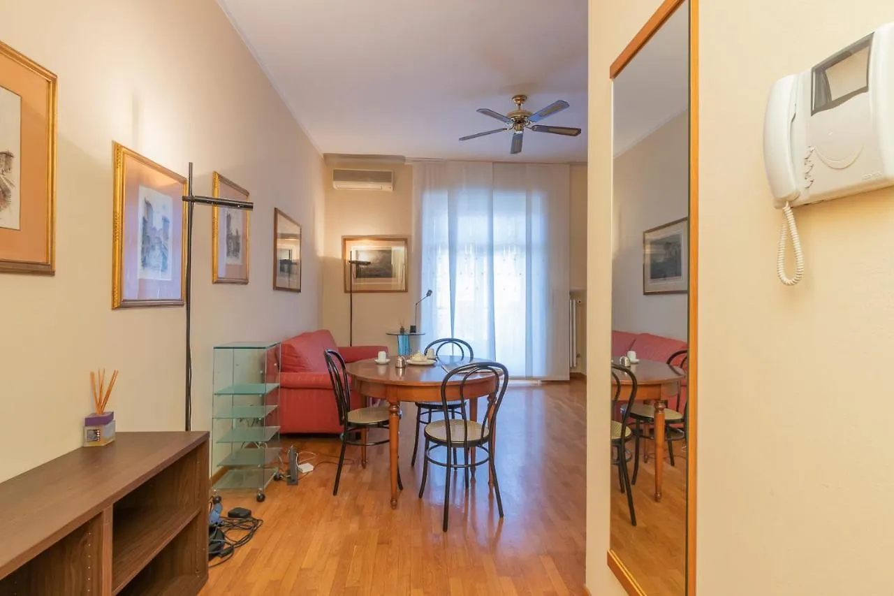 Apartment Comodo Appartamento Tra Brera E Porta Nuova Milan