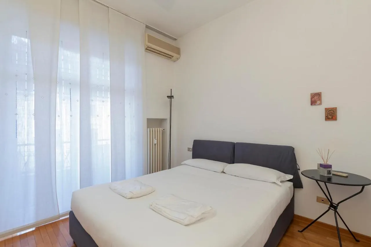 Apartment Comodo Appartamento Tra Brera E Porta Nuova Milan