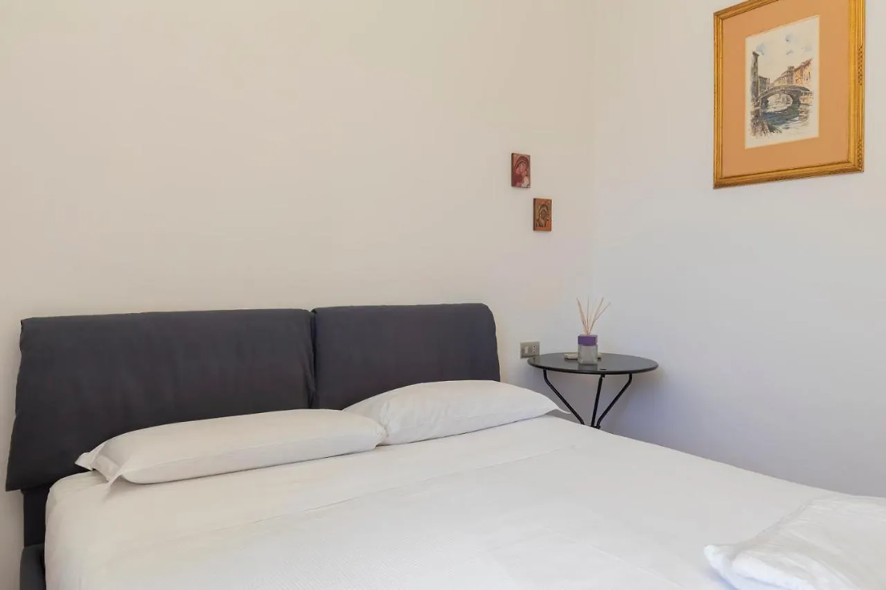 Apartment Comodo Appartamento Tra Brera E Porta Nuova Milan
