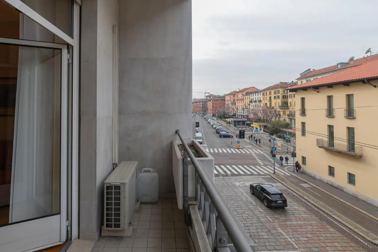 Comodo Appartamento Tra Brera E Porta Nuova Milan Apartment