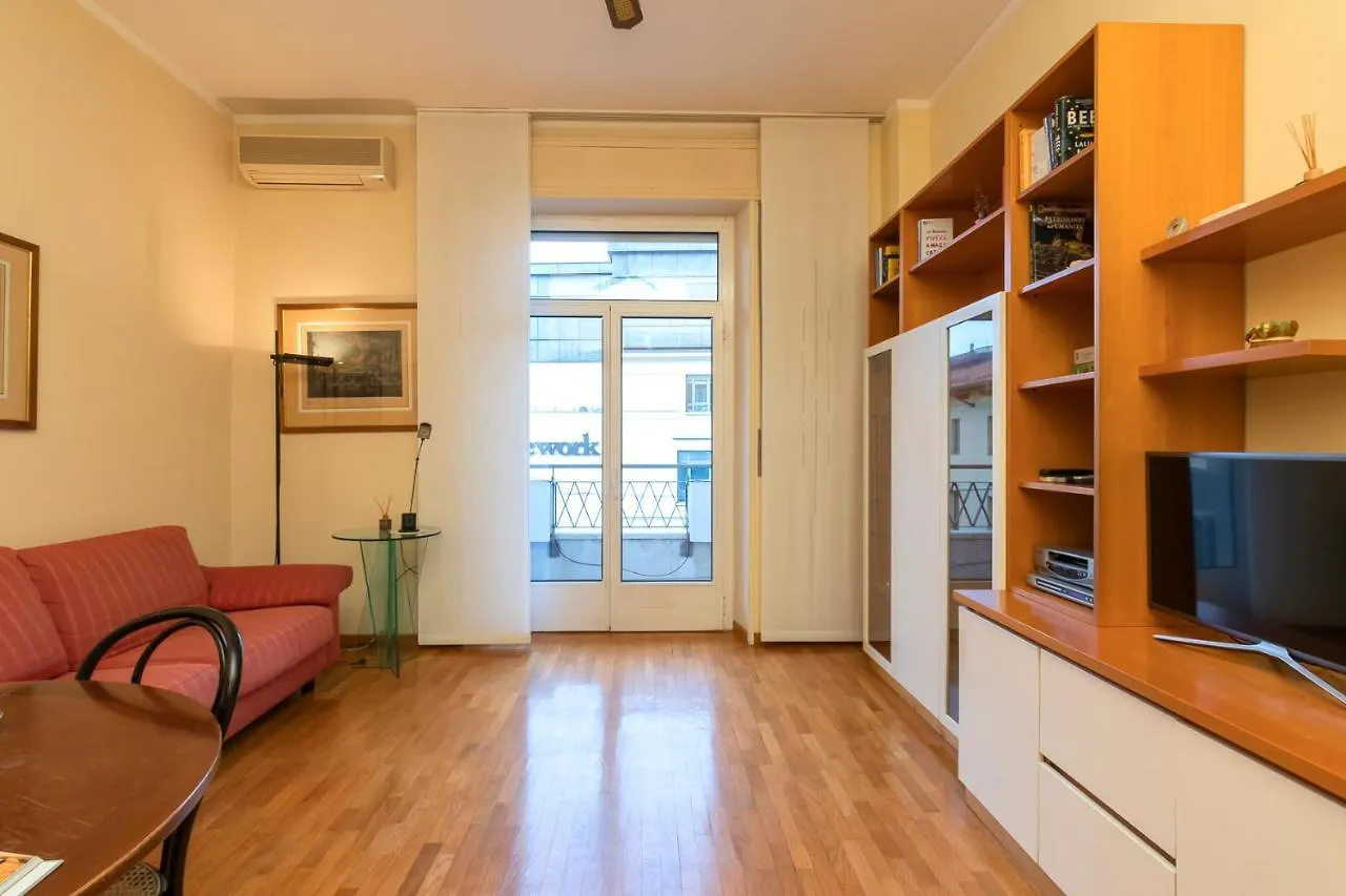 Comodo Appartamento Tra Brera E Porta Nuova Milan Apartment